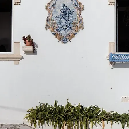 Casa Azul T3 Com Vista Sobre A Baia Holiday home *